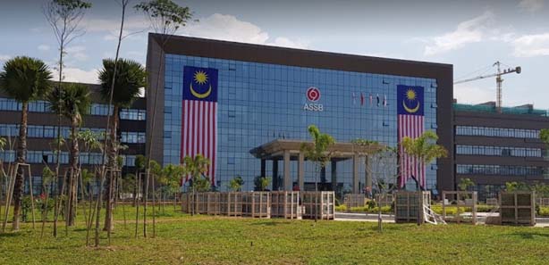말레이시아 얼라이언스 철강제품 8천톤이 국내에 도착했다.