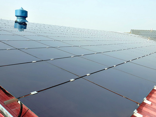 에스와이가 자사 인주생산단지 지붕에 적용한 태양광발전소